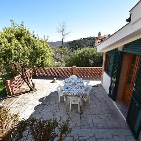 Villetta Solana - S. Ilario Con Giardino Privato