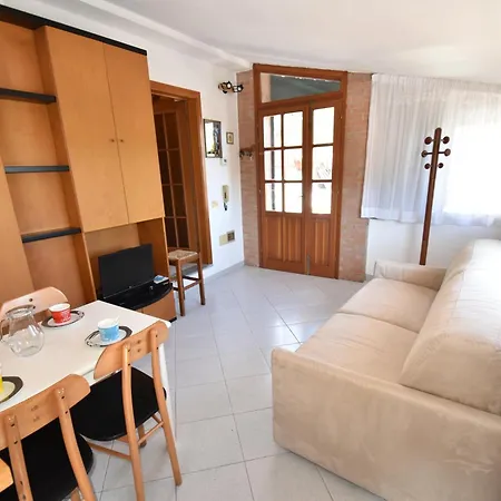 Villetta Solana - S. Ilario Con Giardino Privato Apartment