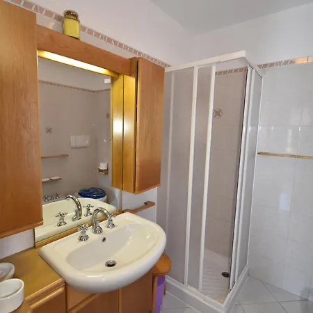 Apartment Villetta Solana - S. Ilario Con Giardino Privato *